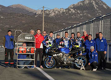 Mit Stolz wird der neue Streckenrekord in Rijeka vom gesamten Team präsentiert