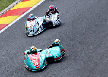 Ellis/Clément (6) vor Ben und Tom Birchall