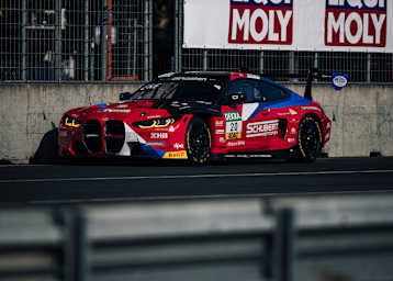 Gemeinsam mit Ben Green startet Eduardo Coseteng für Schubert Motorsport mit einem BMW M4 GT3 im ADAC GT Masters