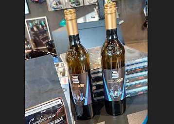 YART-WM-Wein für Fans der sterischen Langstrecken-Mannschaft