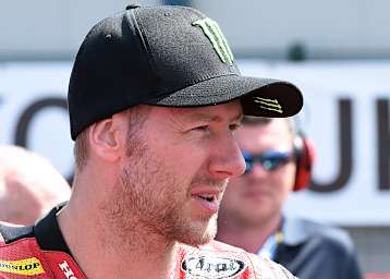 In wenigen Wochen bekommt der 16-fache Tourist-Trophy-Sieger Ian Hutchinson seine Rennlizenz zurück