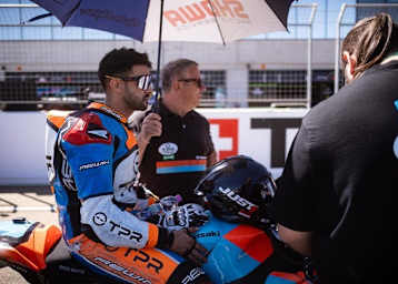 Isaac Vinales und Lucio Pedercini