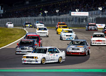 Das rollende Museum der Tourenwagen Legenden