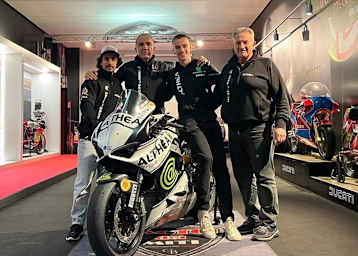 Niccolo Antonelli, Genesio Bevilacqua, Piotr Biesiekirski und Teammanager Moreno Coppola