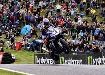 Toprak Razgatlioglu fuhr für die Fans ein paar Runden