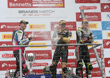 Kent, Vickers und Iddon nach dem Sprint