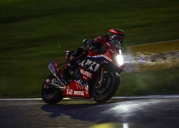 Gregg Black im regnerischen Nachttraining in Suzuka