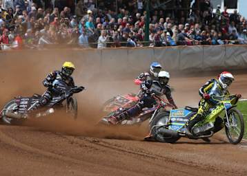 Gappmaier vor Bergé, Huckenbeck und Fienhage