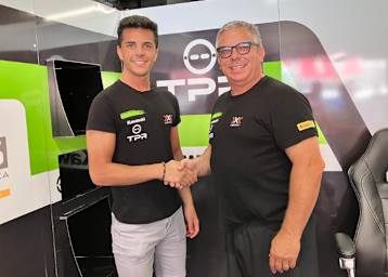 Oscar Gutierrez (li.) mit Teamchef Lucio Pedercini