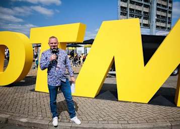 Frank Hufstadt ist seit der Saison 2023 DTM-Streckensprecher