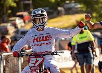 Arminas Jasikonis zieht den Stecker