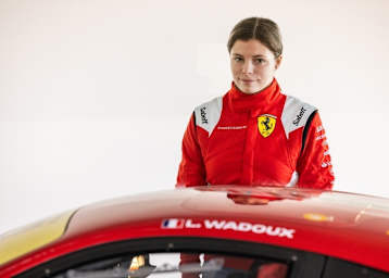 Lilou Wadoux mit einem Ferrari 488 GTE Evo