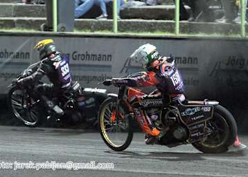 Janusz Kolodziej vor Mikkel Michelsen