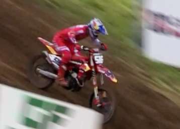 Simon Längenfelder gewann den ersten Lauf in Maggiora