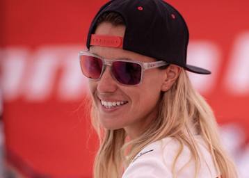 Die frühere Weltmeisterin Livia Lancelot steigt mit ihrem Team in die Supercross-WM ein