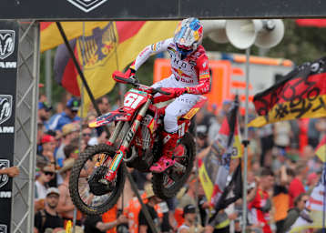 Jorge Prado gewann das Qualifikationsrennen im Talkessel