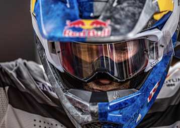 Ken Roczen startet in Paris für das Team Honda Genuine