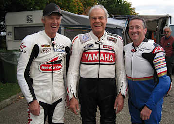Dieter Braun (Mitte) bei einem Classic Event mit Peter Rubatto und Freddie Spencer