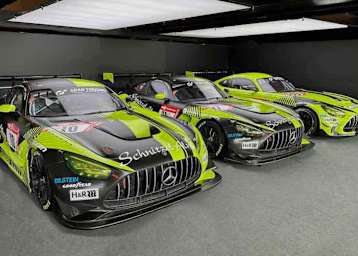 Die Mercedes-AMG-Armada von Schnitzelalm Racing beim 24-Stunden-Rennen auf dem Nürburgring