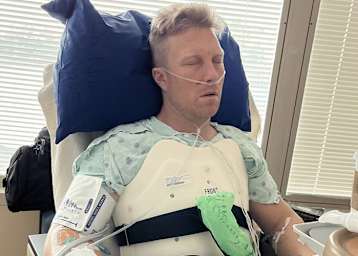 Andrew Short liegt derzeit schwer verletzt im Krankenhaus