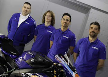 Das Team mit van der der Voort (2.v.li.) und Hartog (2.v.re.)