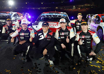 Akio Toyoda und sein Team