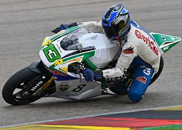 Sachsenring-Classic 2022: Martin Wimmer auf der Moto2-MZ von 2011