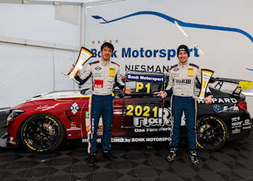  GT4-Champion Michael Schrey (rechts) plant einen ADAC GT Masters-Gaststart in diesem Jahr