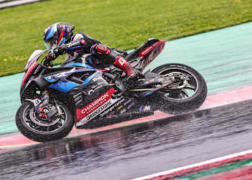 Für Sylvain Guintoli war es zeitweise zu viel Regen