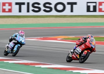 Roulstone vor Esteban: Zwei schnelle Moto3-Neulinge