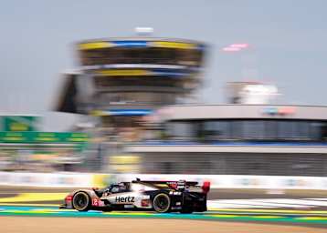 Diesen Cadillac V-Series.R pilotiert Alex Lynn