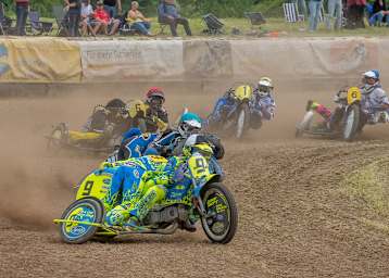 Vollgas voraus: Mitch Godden und Paul Smith vorne in Osnabrück