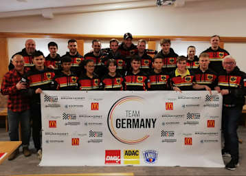 Gruppenbild vom Trainingscamp in Abensberg