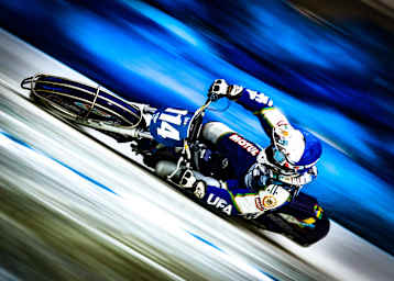 Dinar Valeev führt die russische Meisterschaft an