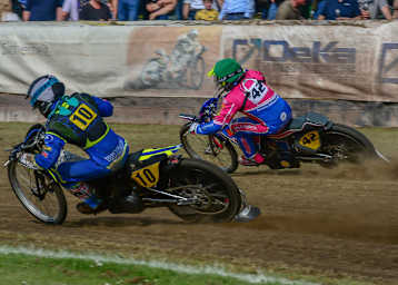 Stephan Katt (42) und der Niederländer William Kruit wollen in Werlte vorne mitfahren