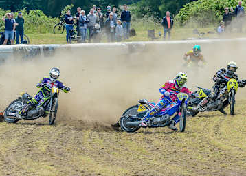 Guter Start für Stephan Katt (42) in Osnabrück vor Paul Cooper (11) und Dave Meijerink (63)