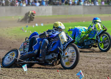 Fairer Kampf zwischen Brandhofer/Mollema und Godden/Smith