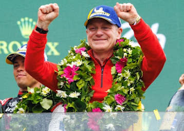 Großer Jubel bei den 24h Le Mans: Antonello Coletta auf dem Podium