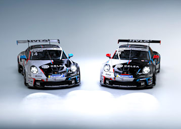 Die Dienstfahrzeuge von Robert de Haan und Janne Stiak