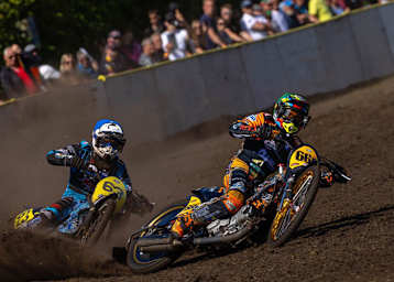 Romano Hummel (666) gewann in Joure, Dave Meijerink (63) stürzte