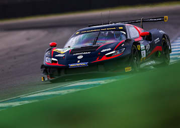  Tagesbestzeit für Emil Frey Racing