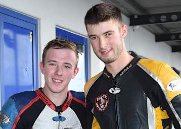 Ein Versprechen für die Zukunft: Patrick Werkstetter (re.) und Luca Schmidt