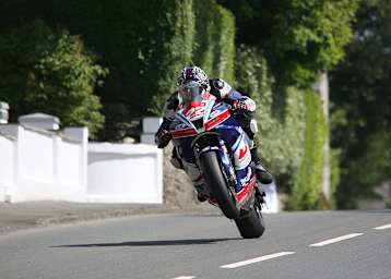 Mit Platz 11 in der Superbike-TT durfte Julian Trummer durchaus zufrieden sein