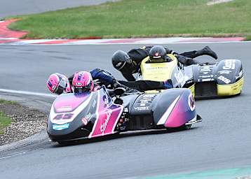 Zur Halbzeit übernahmen Payne/Rousseau (45) von Schlosser/Schmidt die Führung