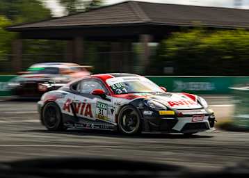 Finn Zulauf und Josef Knopp wurden 2024 mit dem Porsche 718 Cayman GT4 RS Clubsport Meister in der ADAC GT4 Germany