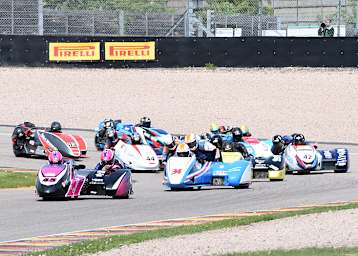 Die Seitenwagen-Weltmeisterschaft war 2024 ein Garant für spannende Rennen