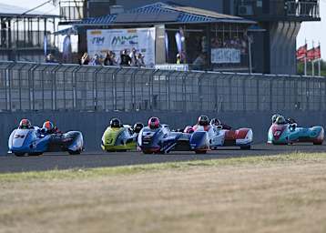 Christie (34), erwischt den besten Start vor Payne (1), Schlosser (3), Päivärinta (44) und Ellis (6)