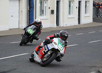 Chris Meyer setzt sich im Moto2/125GP-Rennen durch