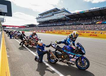 Der Start zum 24-Stunden-Rennen in Le Mans 2024