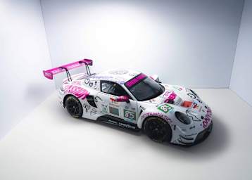 Blick auf den Porsche 911 GT3 R LMGT3 der Iron Dames